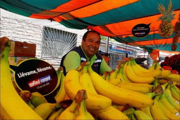 En el país hay alrededor de 30 ferias libres que operan con Redcompra.