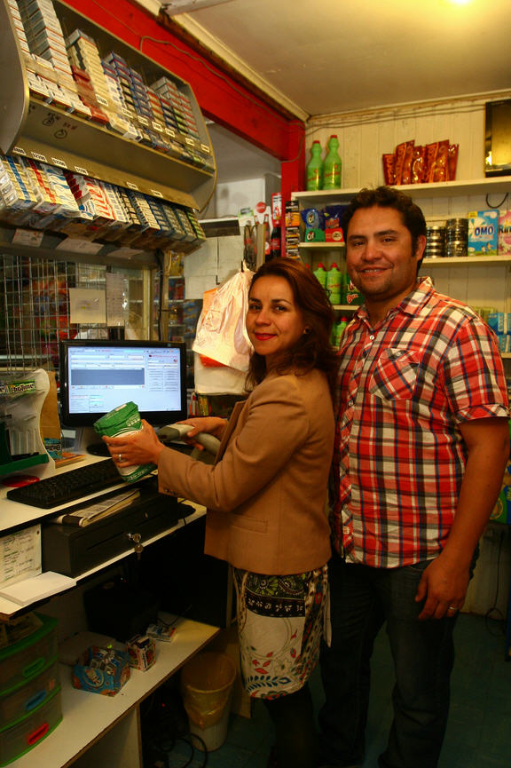 Verónica Oliva le pidió ayuda a su esposo, capo en informática.