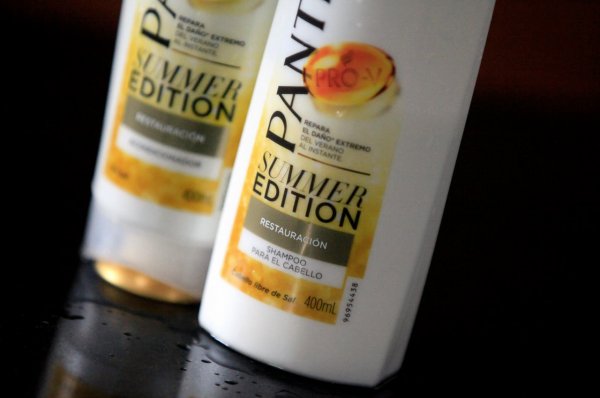 Pantene ha pensado en la época de mayor calor con su edición especial Summer Edition.