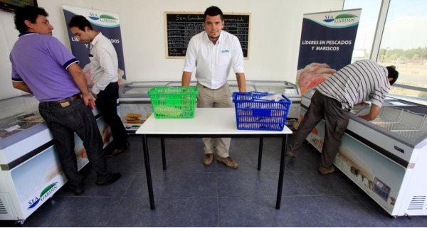 "Nuestros productos son hasta un 50% más baratos que los del comerciuo regular", dice Verdier.