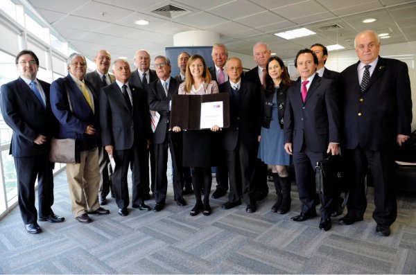 La subsecretaría de Economía organizó la mesa de trabajo, que terminó el 13 de mayo con la firma de un acuerdo.