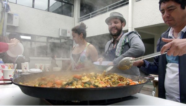 Un actividad en terreno y con el disco lleno de alimentos recuperados.