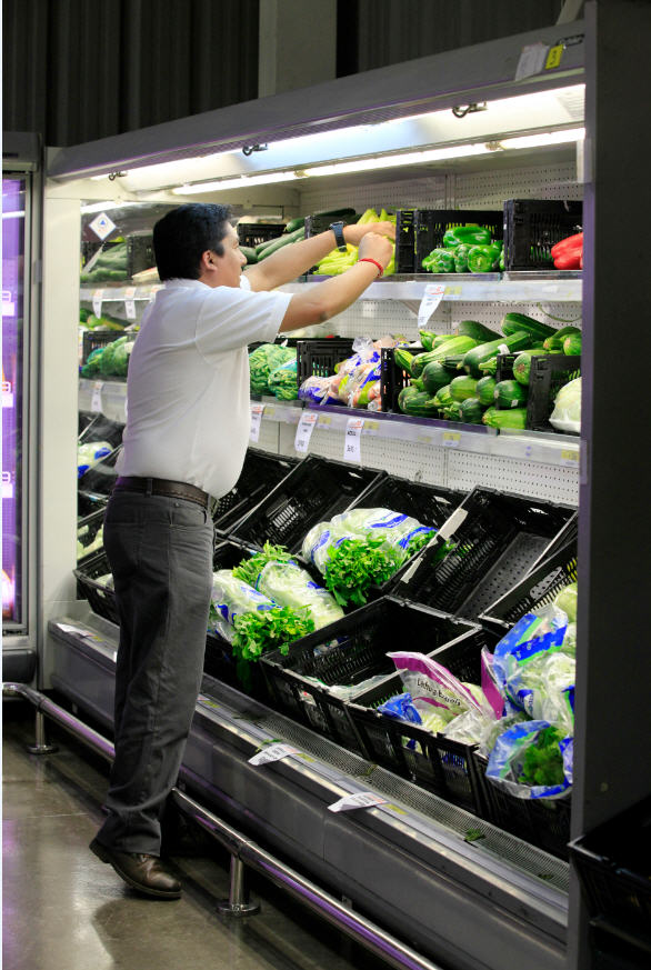 Se incorporó recientemente la oferta de frutas y
verduras.