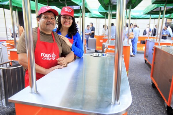 Don Víctor y su hija dicen que ahora van a poder trabajar más tranquilos.