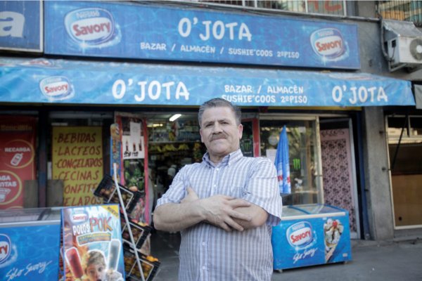 Cualquier producto que aparezca con alguna novedad, los niños lo llevan. Bernardo Acuña 