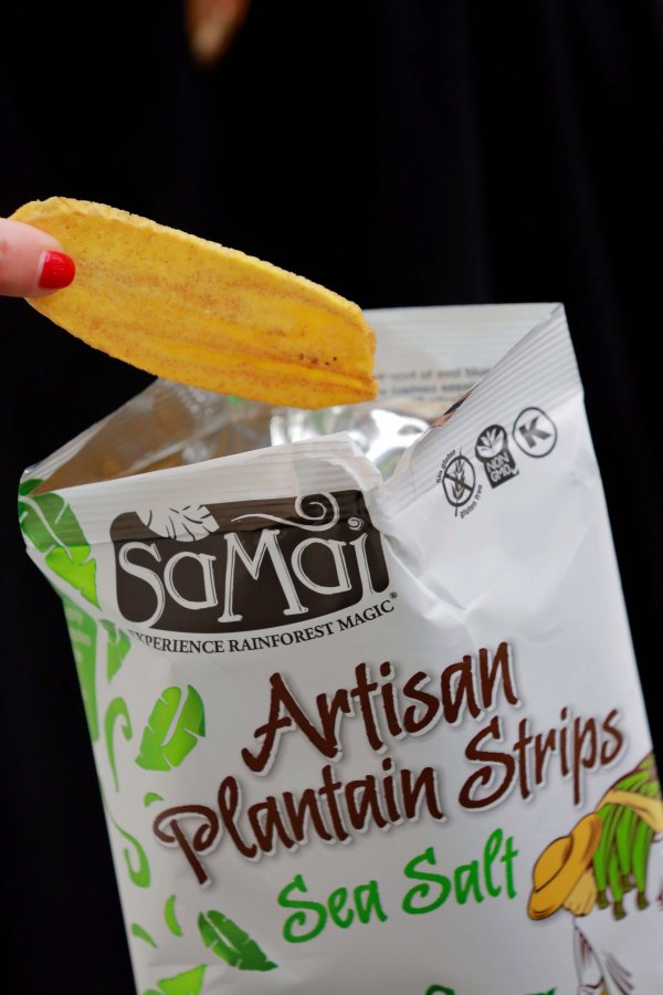Samai ofrece un mix de vegetales y plátanos fritos.