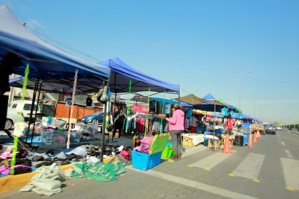 En la feria Los Conciertos se instalan más de 2.000 "coleros".