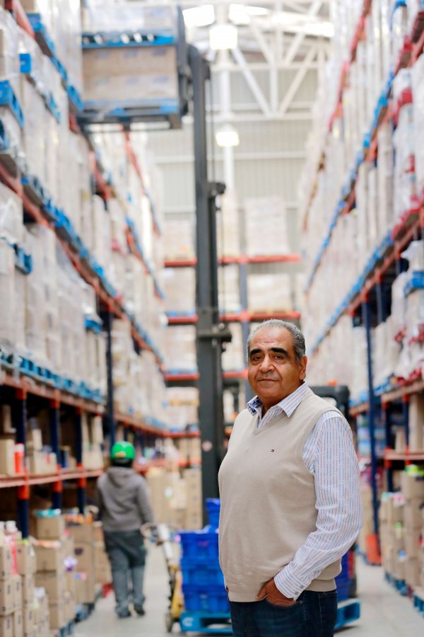 "Cerca del 80% de nuestras ventas se generan en el centro de distribución", explica Nicolás Nazer Uauy.