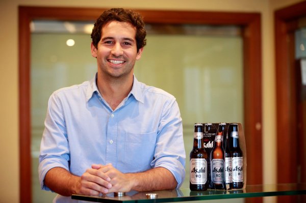 Eulogio Guzmán destaca que las cervezas importadas crecen a tasa de dos dígitos anuales.