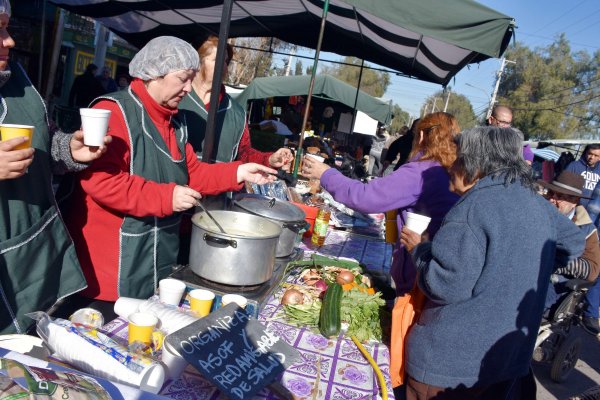 La actividad se desarrolló en la feria La
Viñita, de Cerro Navia.