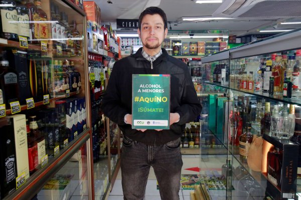Marcial Pérez denunció la venta y reparto ilegal de alcohol.