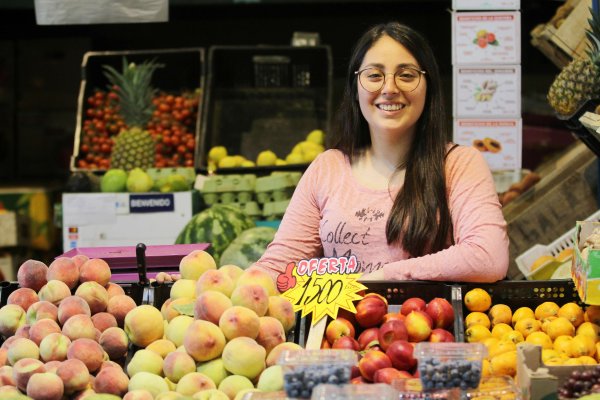 Constanza Casanova recalca que los precios han ido a la baja semana a semana.