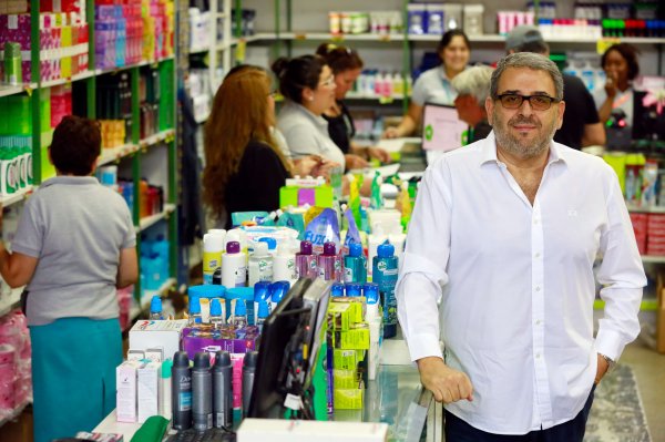 "La gente está dispuesta a gastar entre $3.000 y $7.000 por estos productos especiales", dice Alejandro Nazer.