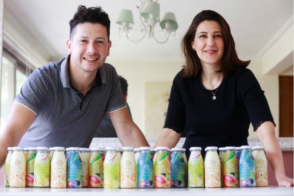 Loreto Ocáriz y su marido Alfonso Tapia y la línea de productos saludables.