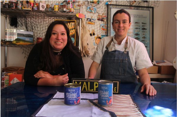 "Este producto no tienesellos y es sin gluten", dicen Meyling Tang y Paula Báez.