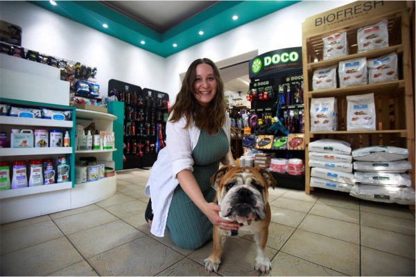 El negocio de Paula Yael se inspiró en su perro Watson.