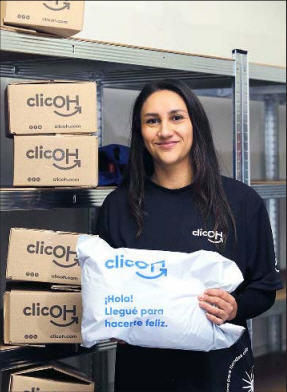 La empresa cuenta con almacenes logísticos para el retiro de los paquetes.