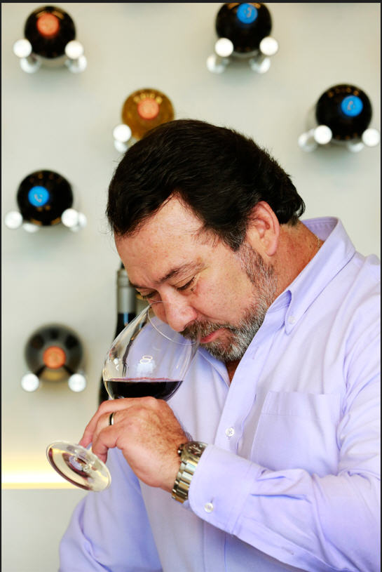 Valverde dice que "cada uno de los vinos es honesto, amigable y recuerda el pasado".