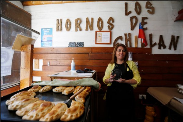 El corte de carne que usamos es ganso, que nosotros molemos. Mirna Guzmán, Los Hornos de Chillán