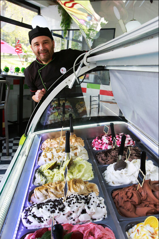 "Mi concepto es helados 100% artesanales, veganos y saludables".  Juan Carlos San Martín, La Gelateria del Barri 