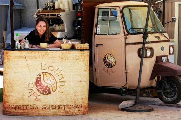 Contamos con baristas profesionales certificados. Andrea Donoso, Bounna Café