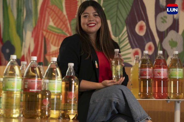 "Somos la única marca que ofrece productos en envases retornables". Karina Sánchez, Coca-Cola de Chile