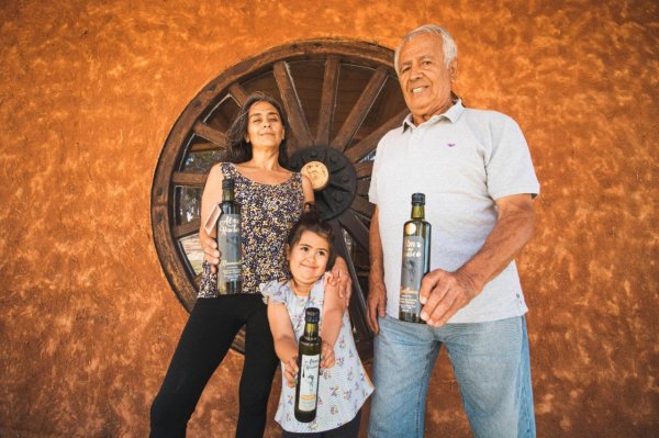 Esta familia emprendedora empezó a producir aceites en 2018.

