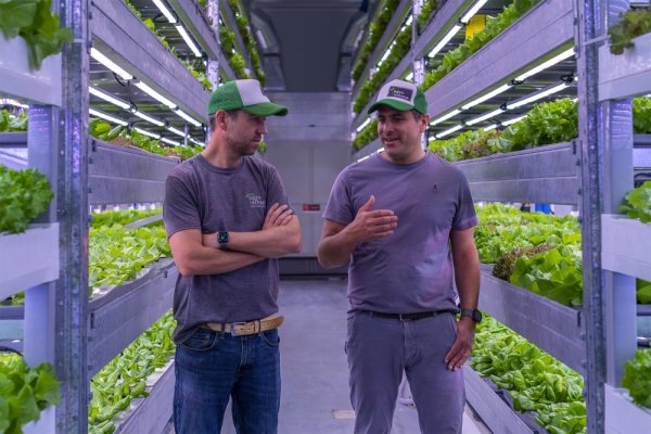 Pablo Bunster y Cristián Sjögren son los fundadores de AgroUrbana.