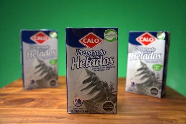 Calo cuenta con dos líneas de preparados para
helados soft.