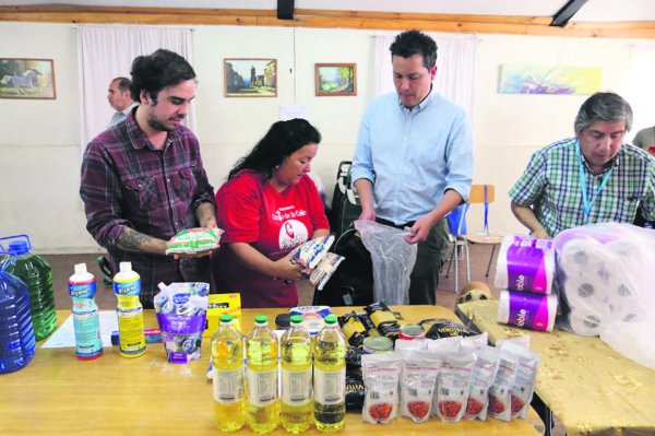 Los compradores son organizaciones comunitarias sin fines de lucro, como juntas de vecinos. 