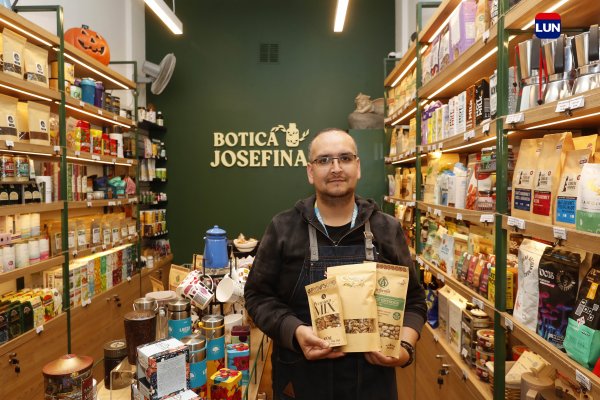 Las personas destinan presupuesto para comprar en la
semana, Gonzalo Iturra