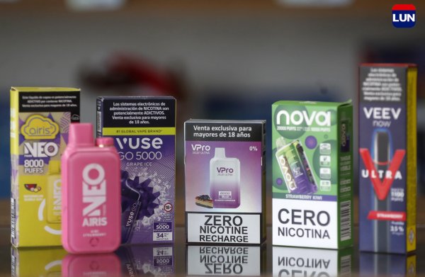 Esta es parte del nutrido catálogo que tiene Smokerlife.