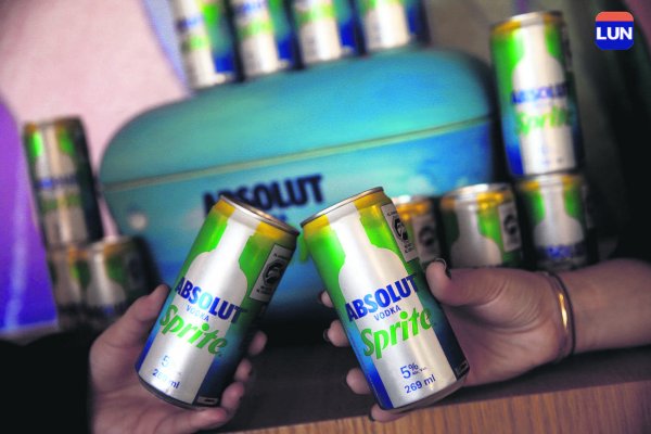 Este producto viene en un formato muy moderno y práctico: slim can de 269 ml.