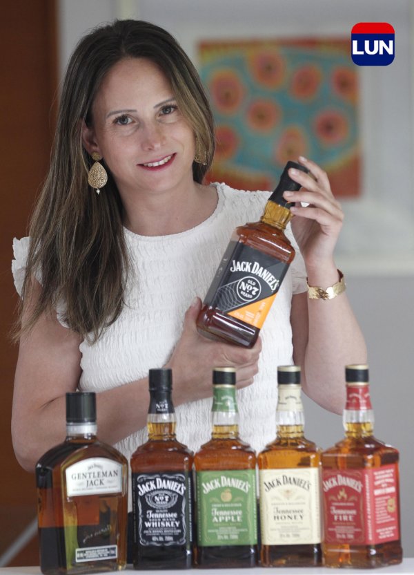 Camila Parrague es gerenta de marketing Jack Daniel's.