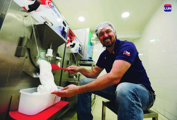 "Logramos que nuestras máquinas sean las más rápidas del mercado", afirma Luis González.