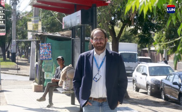 "El costo del trámite es el mismo que para una patente tradicional", Alcalde Maximiliano Luksic. 
