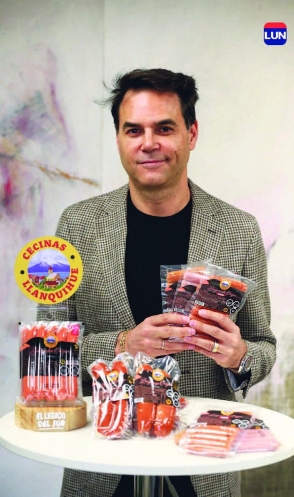 Carlos Gallardo es gerente de Marketing Cecinas Llanquihue.